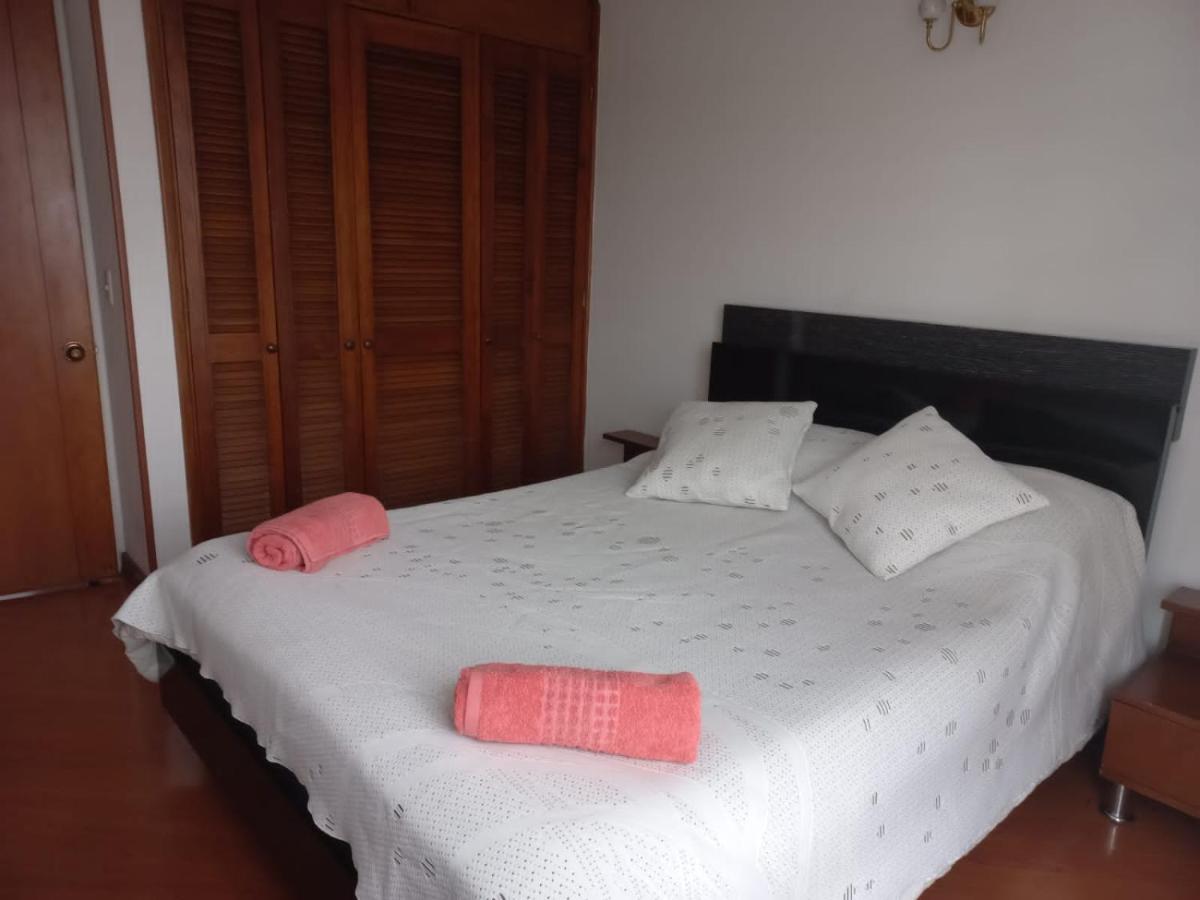 Aparta-Hotel Baden Богота Екстериор снимка